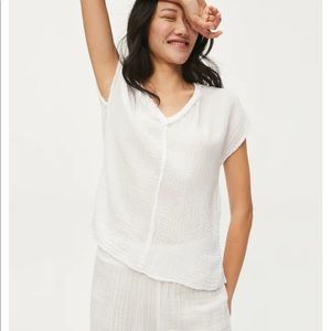 NWOT Michael stars: womens (s) white 100% cotton gauze V-neck sleeveless top